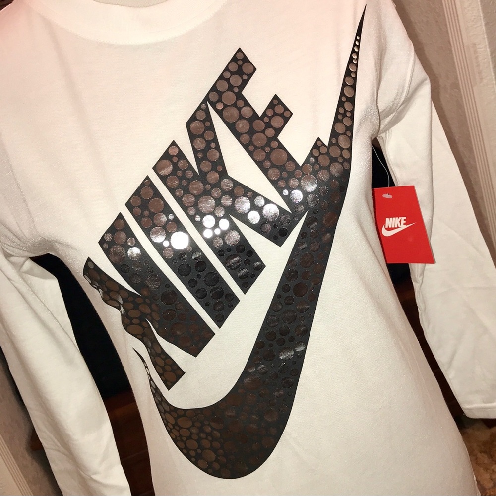 ✔️ Girls NIKE Long Sleeve Shirt